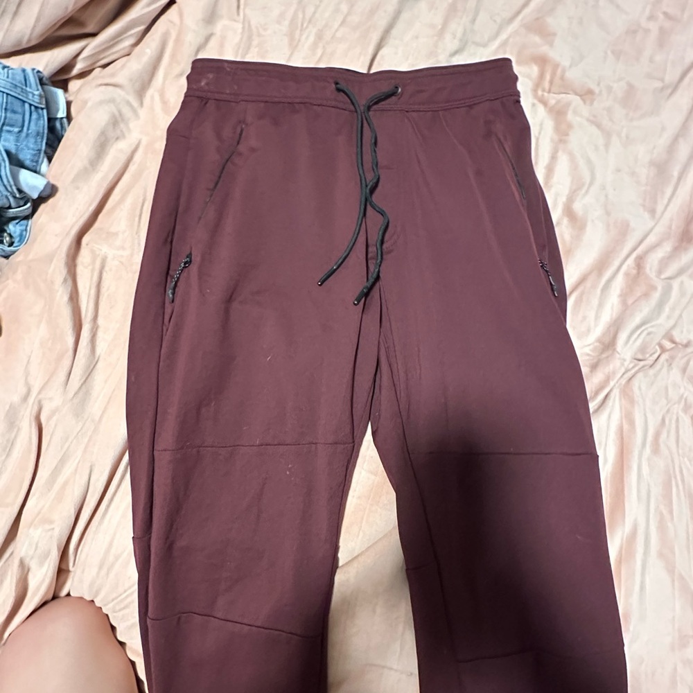 American eagle joggers